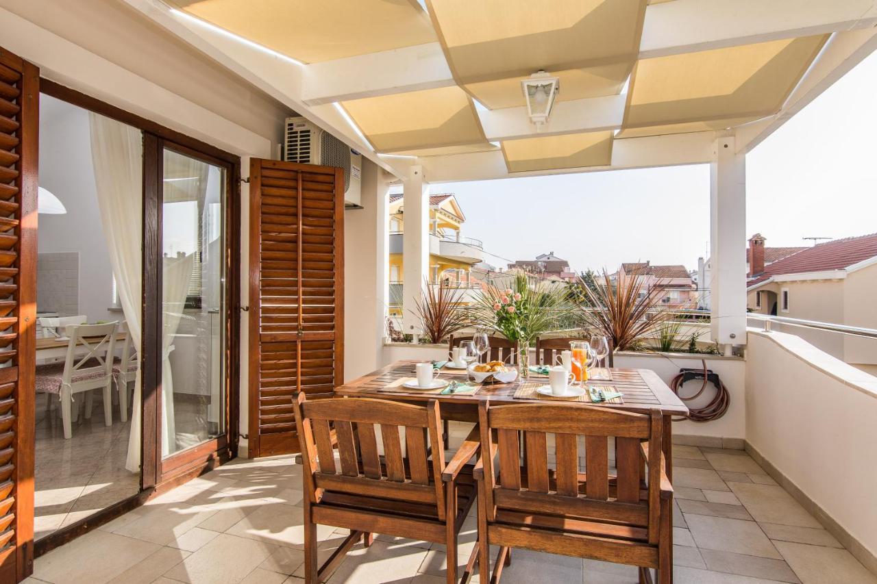 Apartments "Villa Antisin" With Heated Pool Zára Kültér fotó
